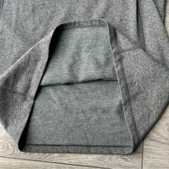CAbi 3650 Gray Sweatshirt Put On  Dress - Picture 12 of 16